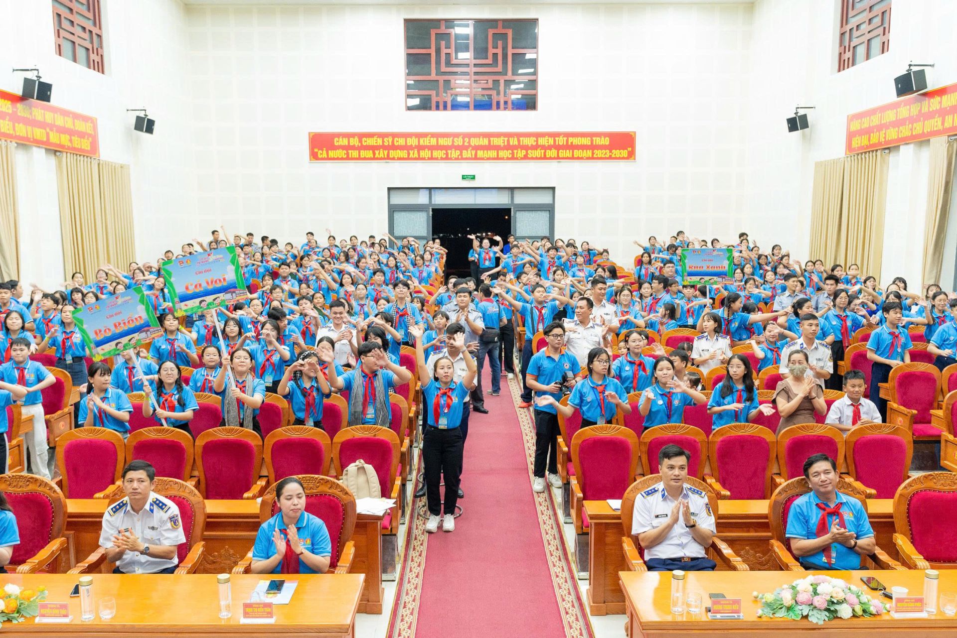 Quang cảnh chương trình Quang cảnh chương trình