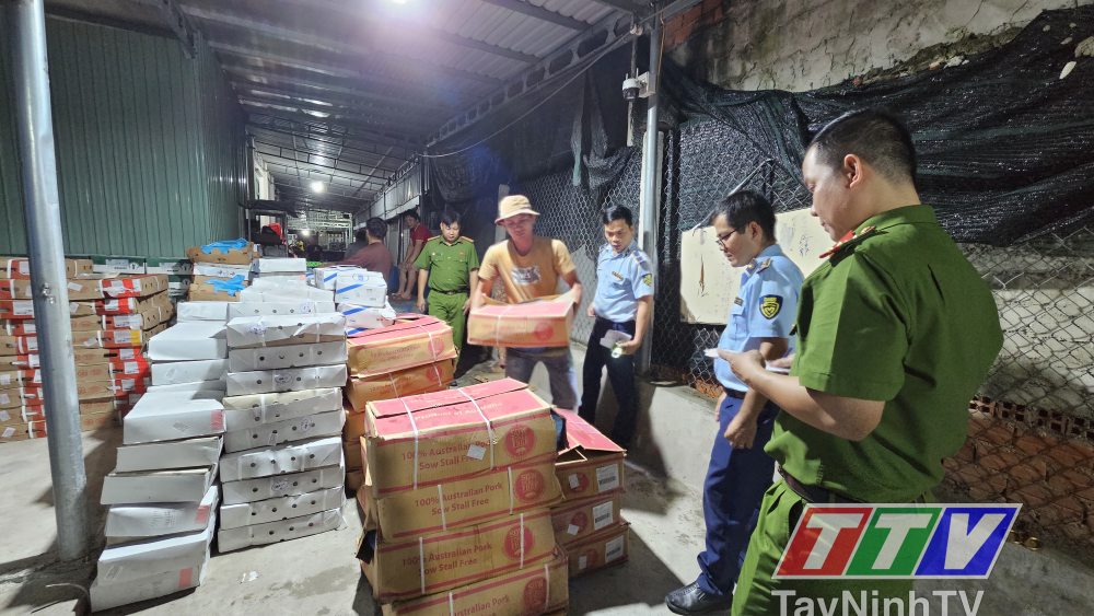 Tây Ninh phát hiện 15 tấn sản phẩm động vật đông lạnh không rõ nguồn gốc xuất xứ