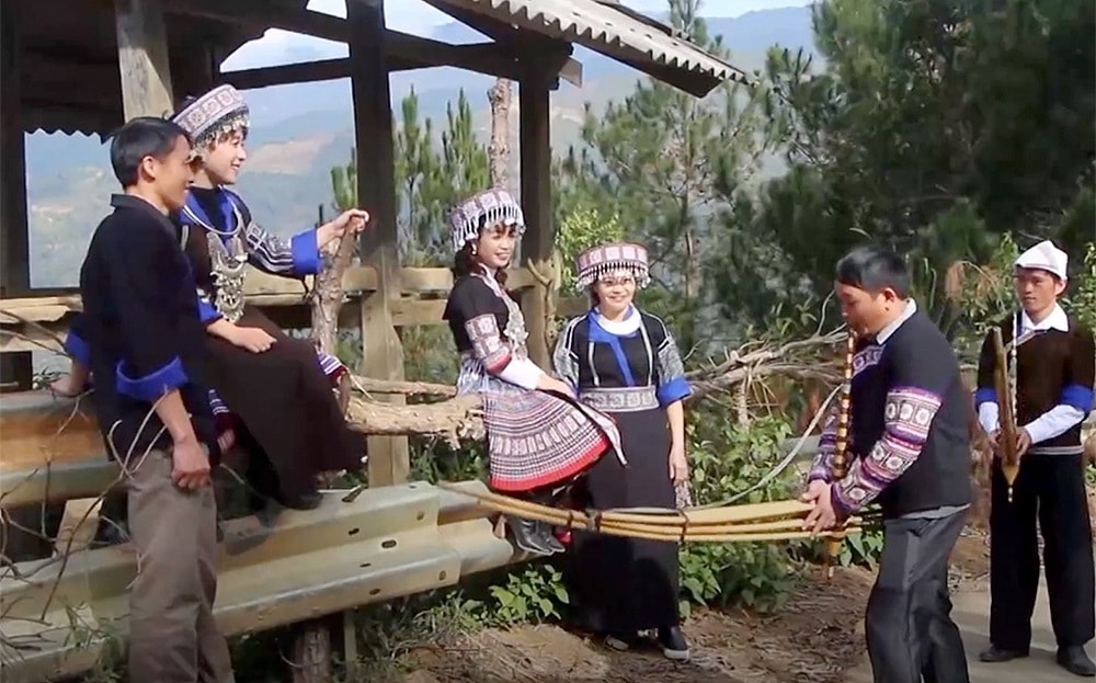 Mù Cang Chải rộn ràng Festival khèn Mông - Lễ hội hoa tớ dày đón Xuân 2026