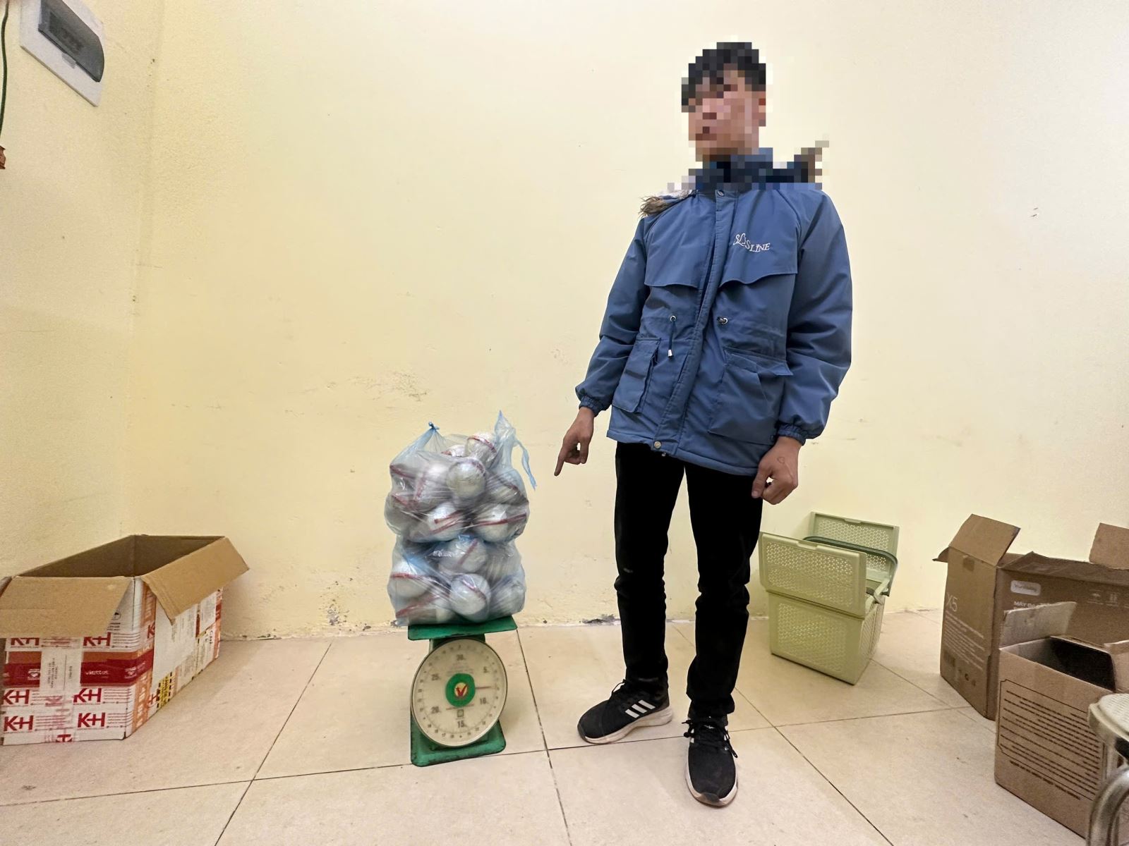 Bắc Ninh: Bắt giữ thanh niên vận chuyển 29 quả pháo tự chế đi tiêu thụ