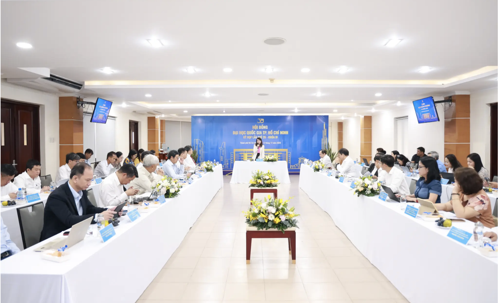 Đại học Quốc gia TP. HCM cam kết miễn học phí và cấp học bổng cho 100% nghiên cứu sinh