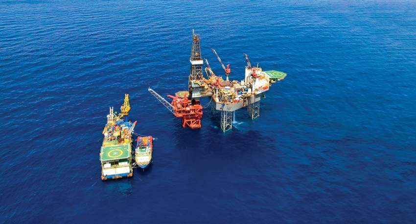 Hoạt động khai thác dầu khí tại mỏ Đại Hùng Hoạt động khai thác dầu khí tại mỏ Đại Hùng