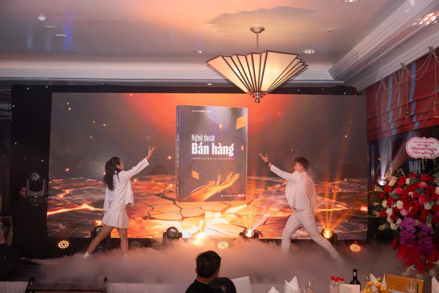 Lễ ra mắt sách Nghệ thuật bán hàng Lễ ra mắt sách Nghệ thuật bán hàng