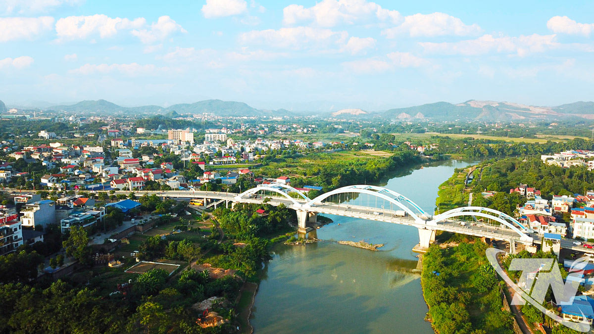 Thái Nguyên ban hành lệnh xây dựng khẩn cấp tuyến đê Hữu Cầu hơn 7.600 tỷ đồng