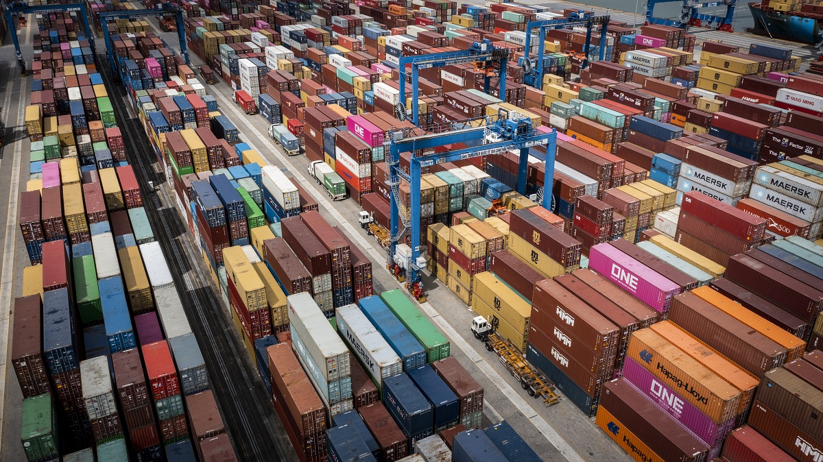 Ng&agrave;nh logistics Việt Nam vẫn đang đối mặt với nhiều điểm nghẽn lớn.