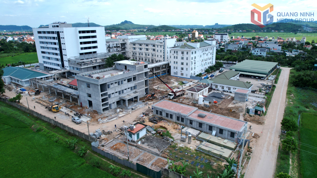 Quảng Ninh chuẩn bị công trình, dự án chào mừng Đại hội XIV của Đảng