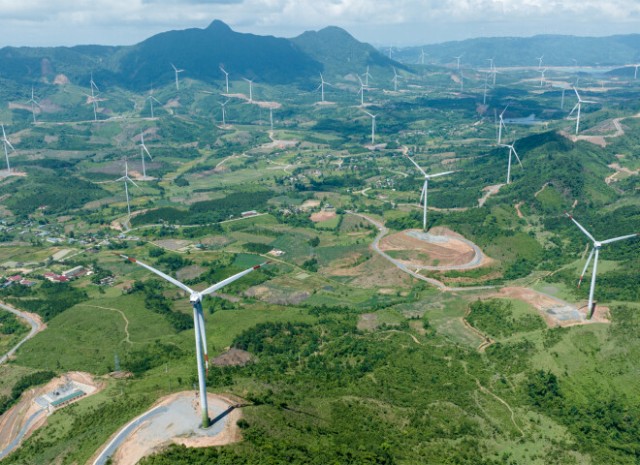 Quảng Trị kiểm tra tiến độ các dự án, công trình chào mừng Đại hội đại biểu toàn quốc lần thứ XIV của Đảng