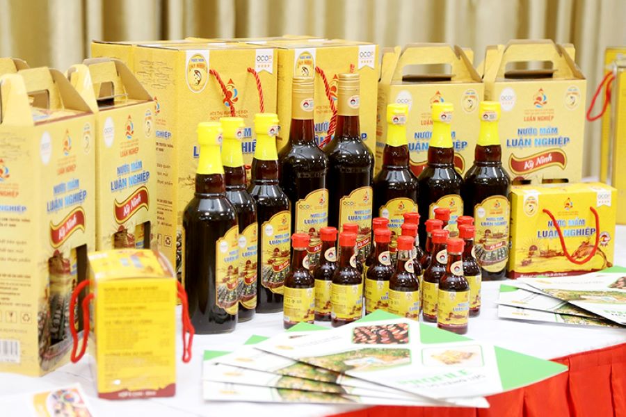 Nước mắm Kỳ Ninh - nước mắm Luận Nghiệp là 1 trong 2 sản phẩm được được đề nghị đánh giá đạt OCOP 5 sao. Nước mắm Kỳ Ninh - nước mắm Luận Nghiệp là 1 trong 2 sản phẩm được được đề nghị đánh giá đạt OCOP 5 sao.