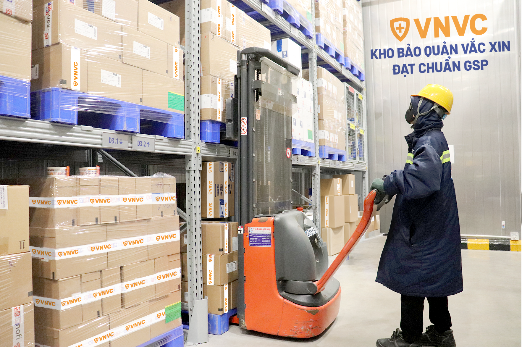 Tại VNVC, vắc xin RSV được bảo quản trong hệ thống kho lạnh, dây chuyền lạnh đạt chuẩn GSP theo tiêu chuẩn quốc tế, giám sát nhiệt độ tự động 24/24. Ảnh: Mộc Thảo Tại VNVC, vắc xin RSV được bảo quản trong hệ thống kho lạnh, dây chuyền lạnh đạt chuẩn GSP theo tiêu chuẩn quốc tế, giám sát nhiệt độ tự động 24/24. Ảnh: Mộc Thảo