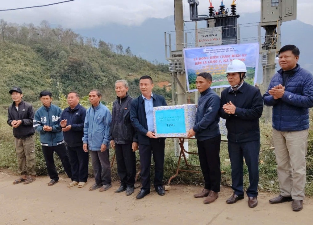 Điện Biên: Điện lưới quốc gia lan tỏa đến 132 hộ dân vùng cao trước thềm năm mới
