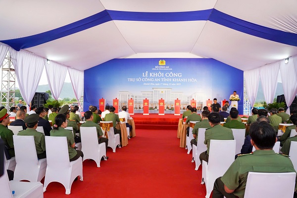 Quang cảnh Lễ khởi c&ocirc;ng