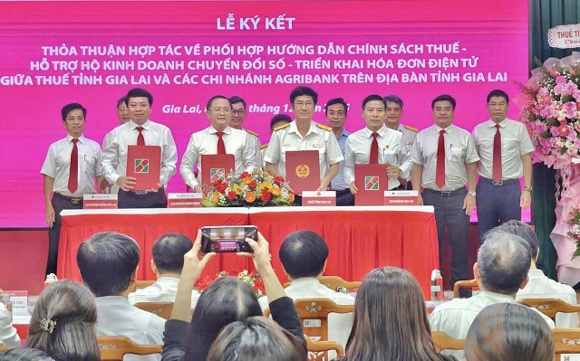 Gia Lai: Agribank phối hợp hướng dẫn hộ kinh doanh về chính sách thuế