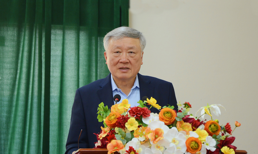 Phó Thủ tướng Thường trực Chính phủ Nguyễn Hòa Bình tiếp xúc cử tri tại phường Võ Cường