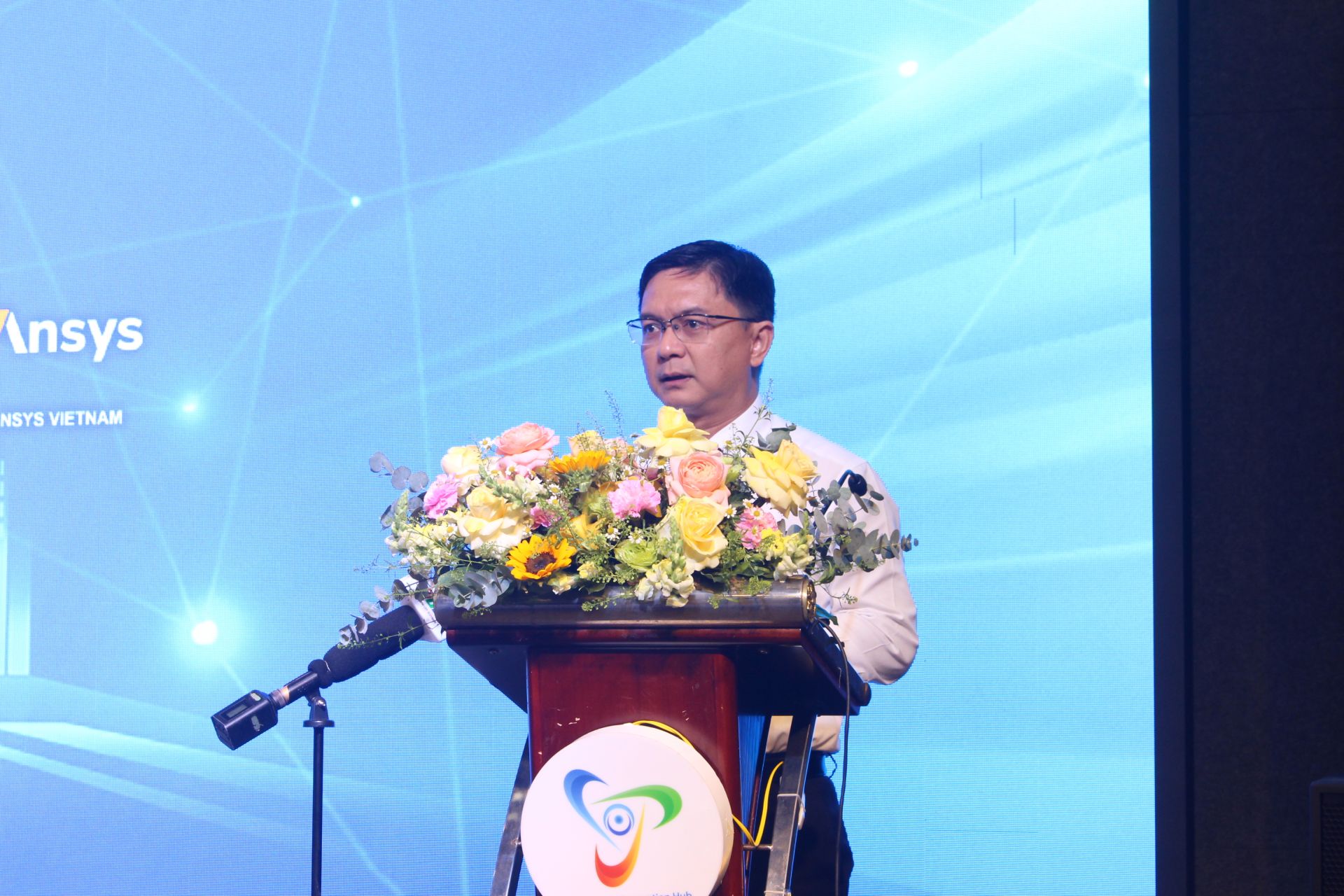 Ph&oacute; chủ tịch UBND TP.HCM Nguyễn Mạnh Cường cho biết TP.HCM hội tụ đủ c&aacute;c điều kiện để doanh nghiệp ng&agrave;nh b&aacute;n dẫn đến đầu tư, ph&aacute;t triển