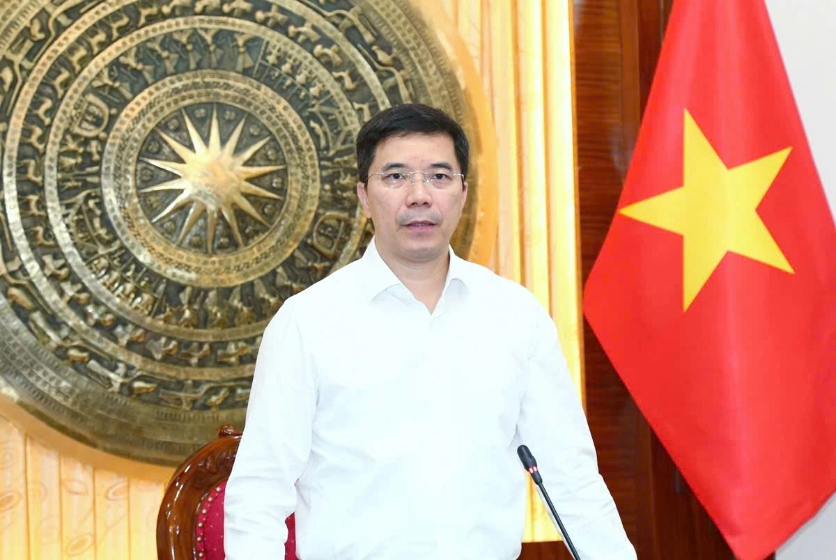 Ph&oacute; B&iacute; thư Thường trực Tỉnh ủy Nguyễn Hồng Phong ph&aacute;t biểu kết luận hội nghị.