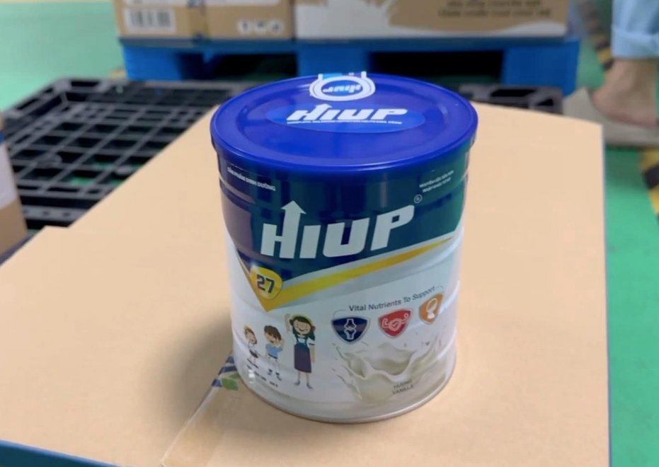 Sản phẩm sữa bột giả của nhóm bị can sản xuất. Sản phẩm sữa bột giả của nhóm bị can sản xuất.