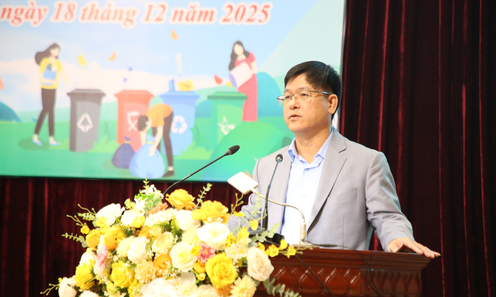 Ph&oacute; Gi&aacute;m đốc Sở N&ocirc;ng nghiệp v&agrave; M&ocirc;i trường Vũ Văn Tưởng kết luận hội nghị.