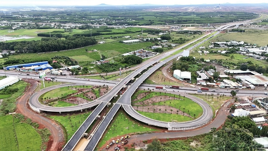 Sắp thông xe kỹ thuật hai tuyến đường kết nối trực tiếp sân bay Long Thành