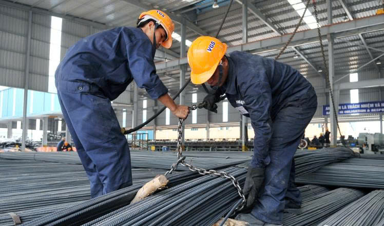 Giá thép ngày 18/12: Bật tăng mạnh trên diện rộng