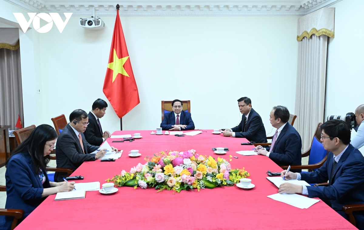 Toàn cảnh buổi điện đàm Toàn cảnh buổi điện đàm