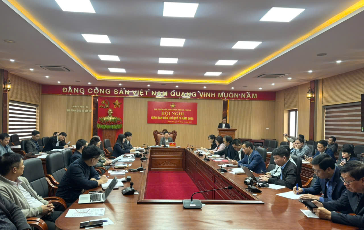 Quang cảnh hội nghị. Quang cảnh hội nghị.