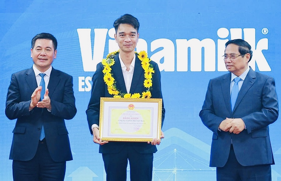 Vinamilk được Bộ Công Thương vinh danh Doanh nghiệp xuất khẩu tiêu biểu