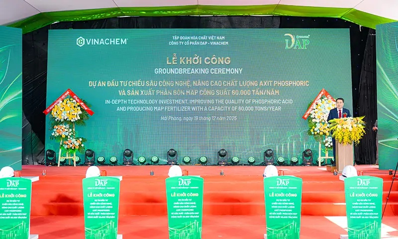 &Ocirc;ng Vũ Văn Bằng, Tổng Gi&aacute;m đốc DAP &ndash; Vinachem nhận nhiệm vụ do Chủ tịch Vinachem giao