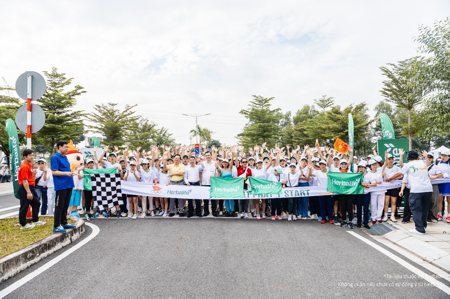 Herbalife lu&ocirc;n khuyến kh&iacute;ch lối sống lan tỏa l&agrave;nh mạnh trong cộng đồng