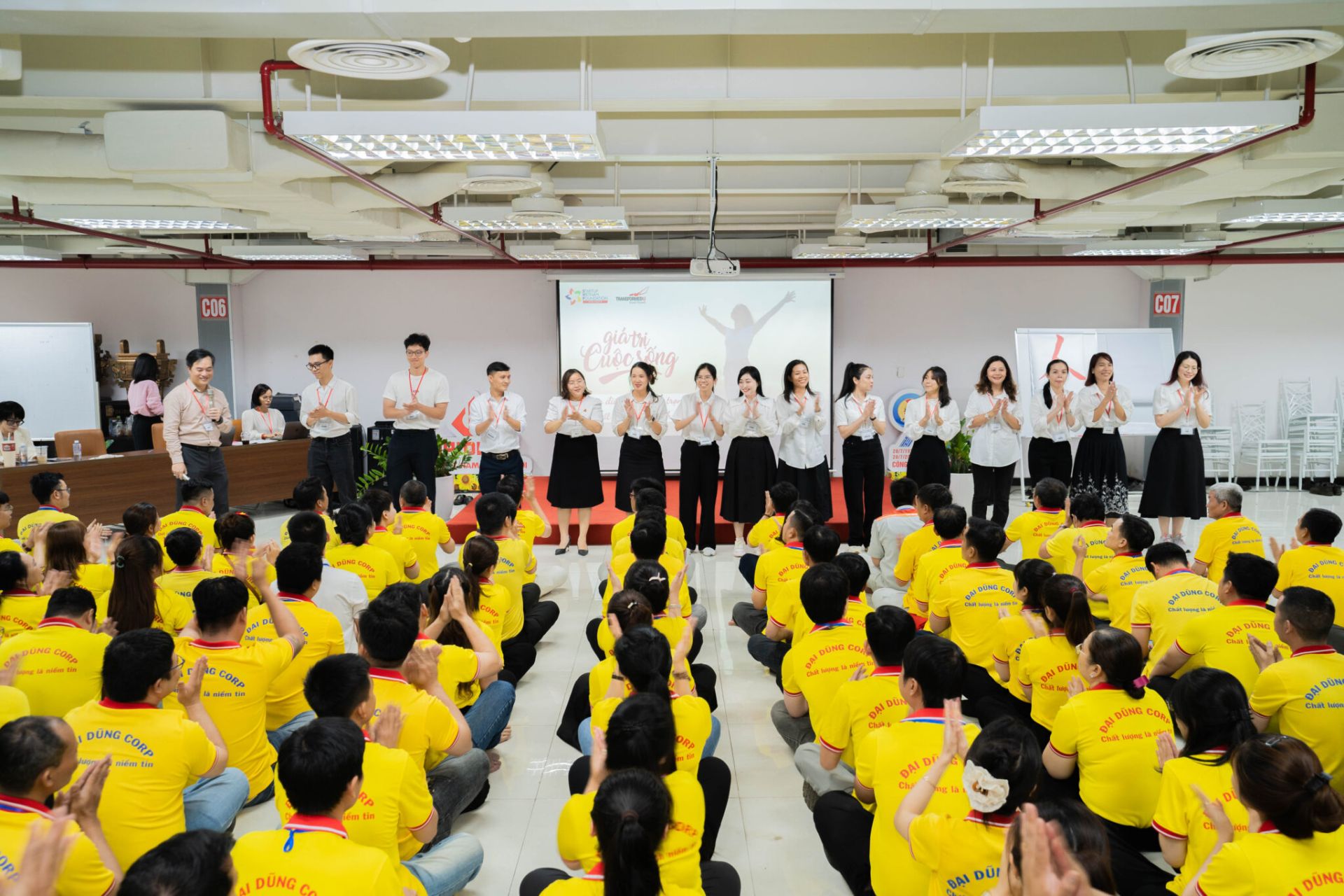 Khóa đào tạo Giá trị cuộc sống hướng đến những giá trị tích cực, góp phần làm cân bằng công việc và cuộc sống người lao động Khóa đào tạo Giá trị cuộc sống hướng đến những giá trị tích cực, góp phần làm cân bằng công việc và cuộc sống người lao động