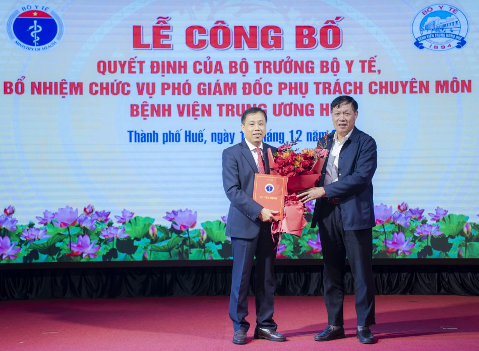 Bệnh viện Trung ương Huế bổ nhiệm thêm Phó Giám đốc
