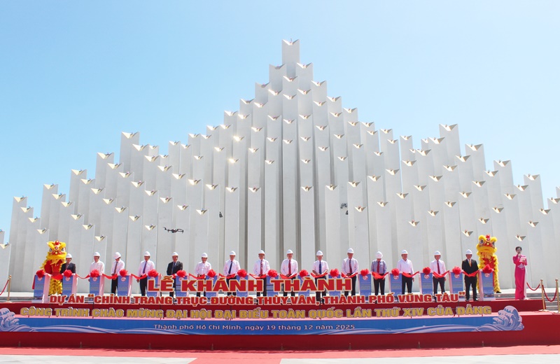 Khánh thành dự án chỉnh trang trục đường Thùy Vân hơn 1.000 tỷ đồng