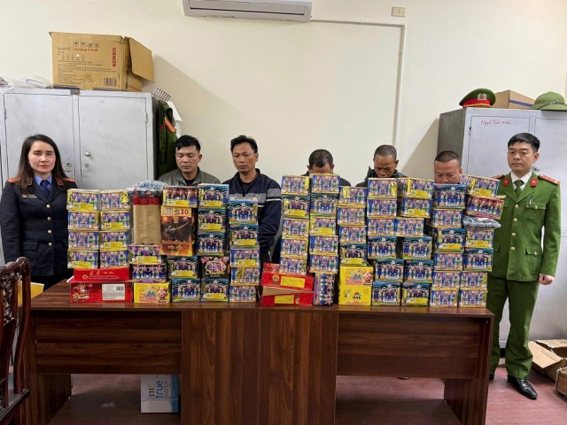 Công an Nghệ An liên tiếp lập công, bắt giữ 13 đối tượng buôn bán hàng cấm và trốn truy nã