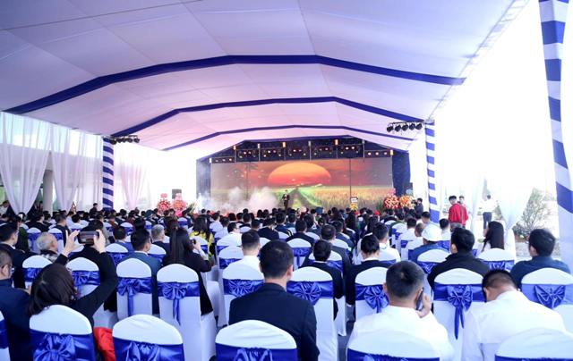 Quang cảnh buổi lễ kh&aacute;nh th&agrave;nh.