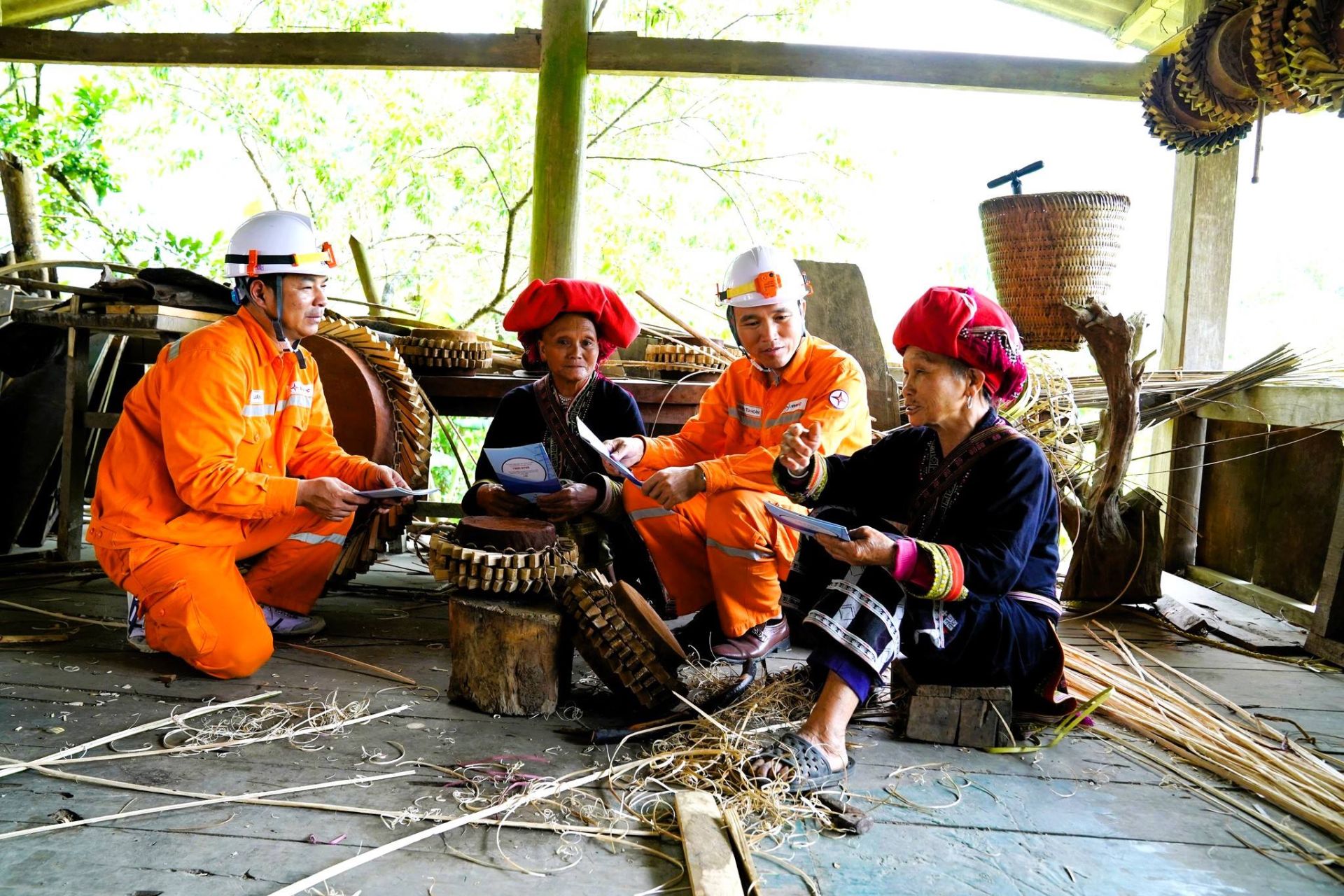 Điện lực Lào Cai: Bảo đảm an ninh năng lượng gắn với phát triển bền vững và cam kết quốc tế