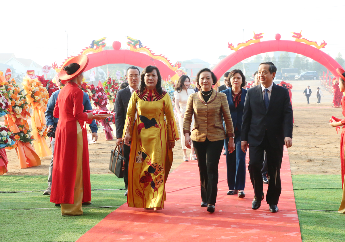 Phó Thủ tướng Chính phủ Phạm Thị Thanh Trà dự Lễ khởi công Dự án Khu công nghiệp Quế Võ II - Giai đoạn 2