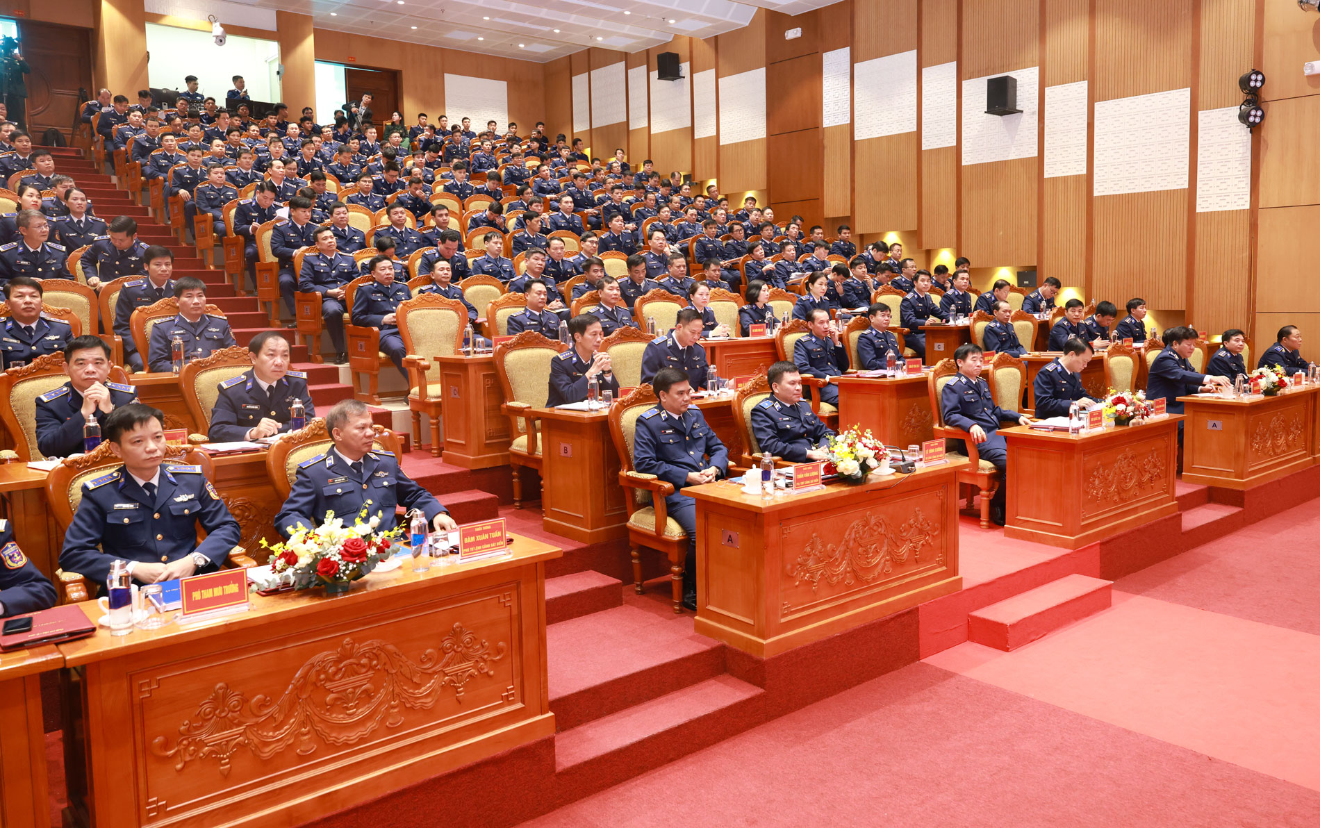 Các đại biểu tham dự Hội nghị Các đại biểu tham dự Hội nghị