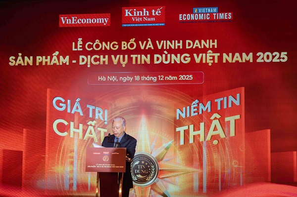 Lãnh đạo VnEconomy phát biểu Lãnh đạo VnEconomy phát biểu