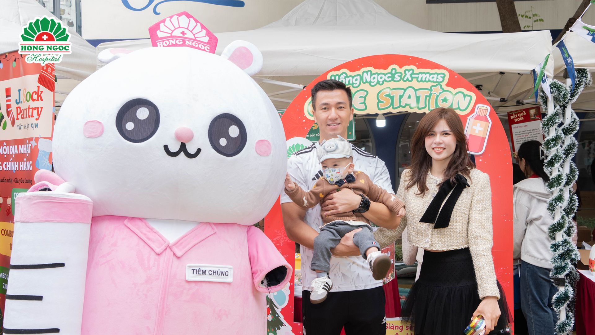 Hồng Ngọc trở th&agrave;nh điểm dừng ch&acirc;n y&ecirc;u th&iacute;ch của nhiều phụ huynh v&agrave; trẻ em