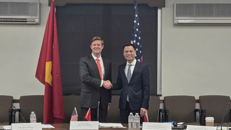 Việt Nam và Hoa Kỳ thúc đẩy hợp tác chính trị, an ninh, quốc phòng