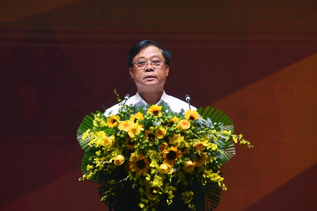 Ph&oacute; Cục trưởng Cục Du lịch quốc gia Việt Nam Phạm Văn Thủy ph&aacute;t biểu khai mạc Hội thảo.