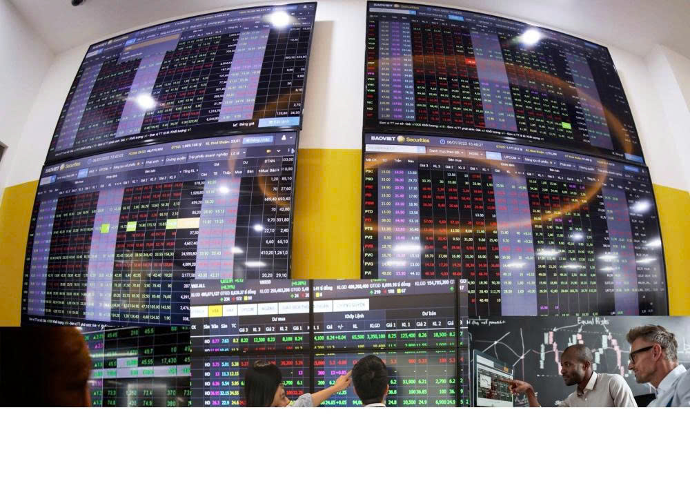 Cổ phiếu VN30 bị tự doanh và khối ngoại “xả” gần 750 tỷ đồng