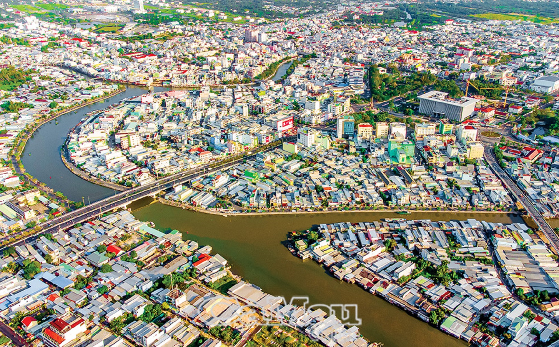 C&agrave; Mau: Đẩy mạnh thu h&uacute;t đầu tư, hướng tới tăng trưởng kinh tế tr&ecirc;n 10% năm 2026