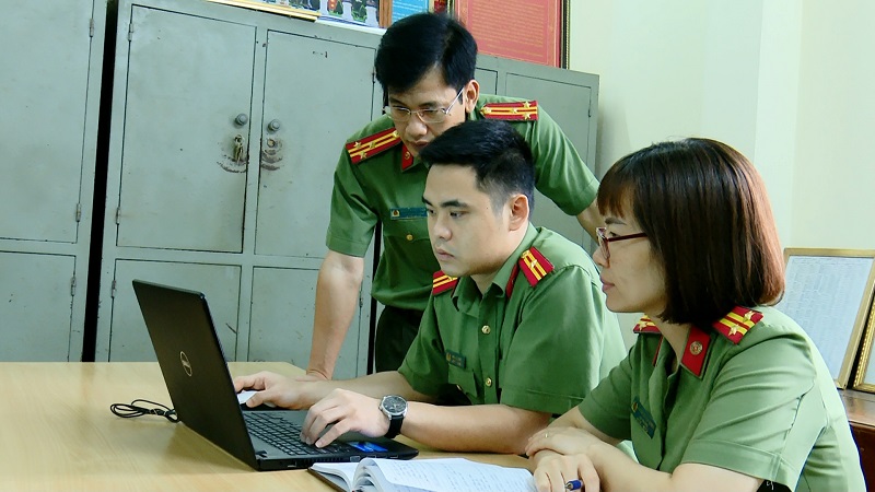 C&ocirc;ng an Ninh B&igrave;nh tăng cường ph&ograve;ng, chống th&ocirc;ng tin xấu, độc tr&ecirc;n kh&ocirc;ng gian mạng