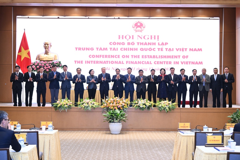Lễ ra mắt Hội đồng điều h&agrave;nh Trung t&acirc;m t&agrave;i ch&iacute;nh quốc tế tại Việt Nam - Ảnh: VGP/Nhật Bắc