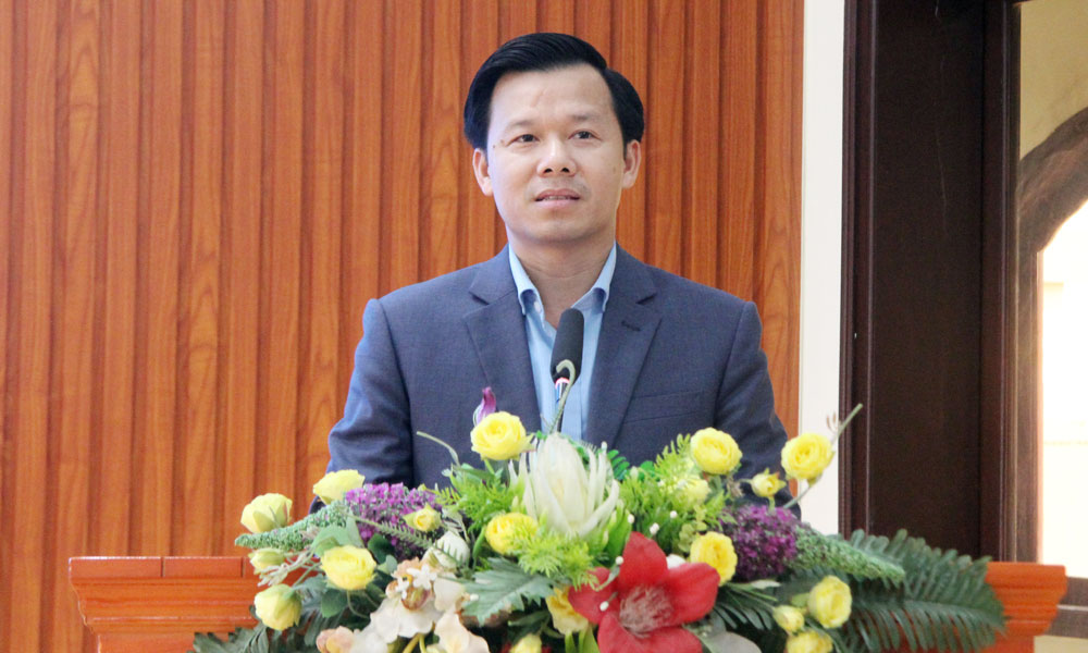 Đồng ch&iacute; B&ugrave;i C&ocirc;ng Vĩ, Ph&oacute; B&iacute; thư Đảng ủy UBND tỉnh ph&aacute;t biểu tại hội nghị.