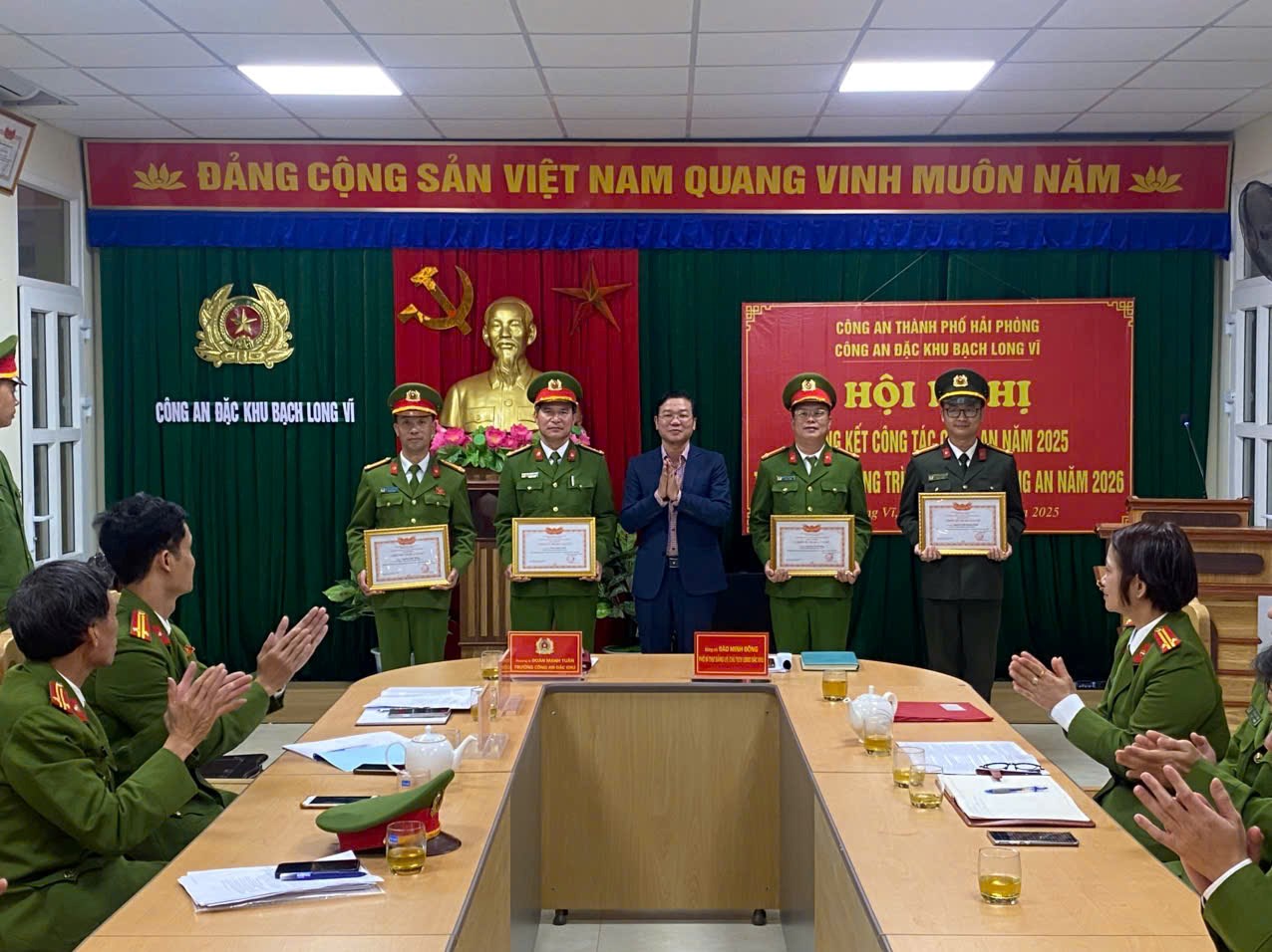 Công an đặc khu Bạch Long Vĩ tổng kết công tác năm 2025, triển khai chương trình công tác năm 2026