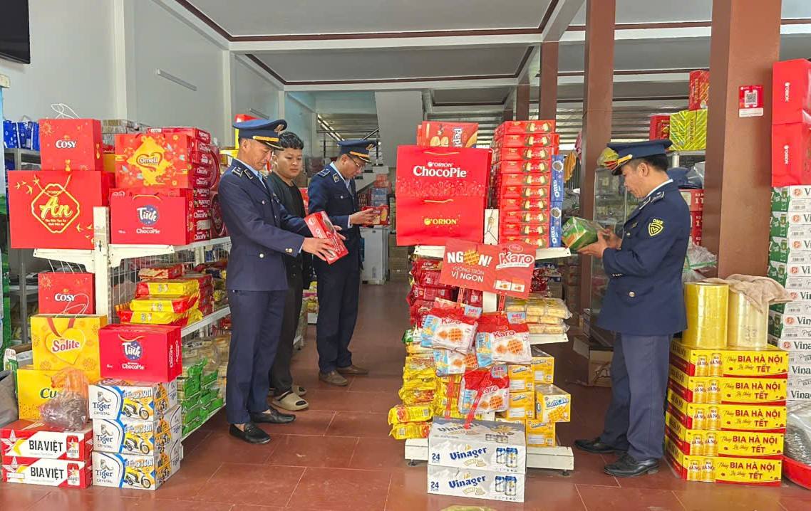Lào Cai mở cao điểm chống buôn lậu, gian lận thương mại và hàng giả dịp Tết Nguyên đán Bính Ngọ 2026