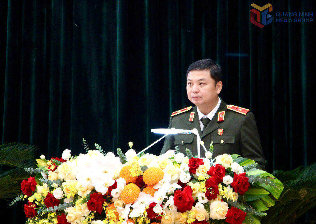 Thiếu tướng Nguyễn Tiến Trung, Gi&aacute;m đốc C&ocirc;ng an tỉnh Quảng Ninh, ph&aacute;t biểu tại hội nghị