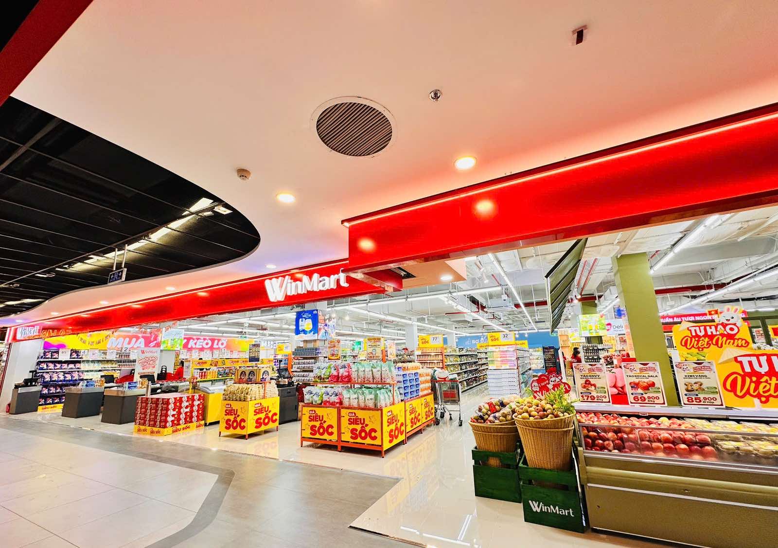 Kh&ocirc;ng gian mua sắm hiện đại tại si&ecirc;u thị WinMart