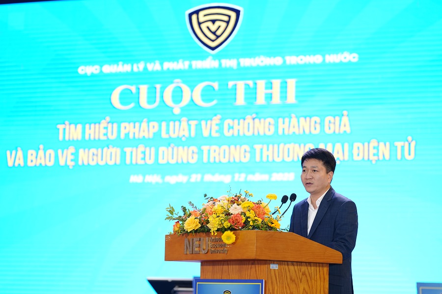 &Ocirc;ng Nguyễn Thanh B&igrave;nh, Ph&oacute; Cục trưởng Cục Quản l&yacute; v&agrave; Ph&aacute;t triển thị trường trong nước ph&aacute;t biểu khai mạc Cuộc thi